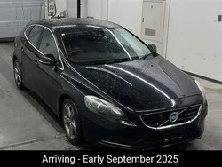 Black Used 2014 Volvo V40 SE Lux Estate | £9,495 (Fair price)