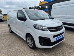 White Used 2023 Vauxhall Vivaro drive Van | £13,650 (Fair price)