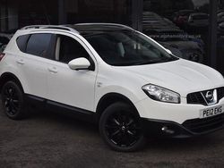 White Used 2012 Nissan Qashqai N-TEC SUV | £3,490 (Fair price)