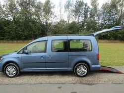 Blue Used 2019 VW Caddy Maxi Life Life MPV | £13,995 (Good price)