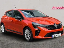 Orange Used 2024 Renault Clio V Evolution Hatchback | £16,995 (Fair price)