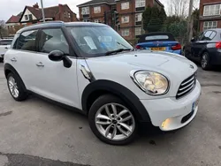 White Used 2014 Mini Cooper D Countryman Business SUV | £7,250 (Fair price)