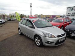 Silver Used 2010 Ford Focus Zetec Hatchback | £4,995 (Expensive)
