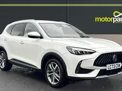 Arctic white gloss Used 2024 MG HS Trophy SUV | £17,300 (Good price)