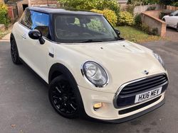White Used 2016 Mini Cooper Hatch Hatchback | £6,450 (Fair price)