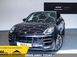 Black Used 2018 Porsche Macan Turbo Performance Package SUV | £34,999 (Fair price)