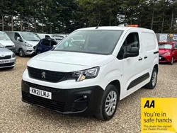 White Used 2021 Peugeot Partner MPV | £9,500 (Good price)