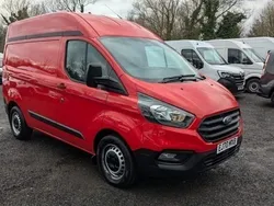 Red Used 2020 Ford Transit Custom Premium Van | £11,988 (Fair price)