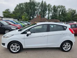 White Used 2017 Ford Fiesta Zetec Hatchback | £7,500 (Fair price)