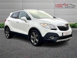 White Used 2014 Vauxhall Mokka SUV | £8,245 (Fair price)