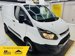 White Used 2017 Ford Transit Custom Van | £6,990 (Fair price)