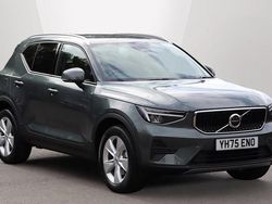 Green New 2025 Volvo XC40 Core SUV | £32,995 (Good price)