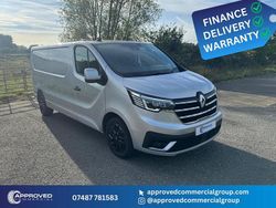 Grey Used 2022 Renault Trafic Van | £14,995 (Expensive)