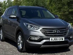 Silver Used 2017 Hyundai Santa Fe Premium SUV | £14,295 (Fair price)