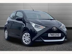Black Used 2019 Toyota Aygo X-play Hatchback | £8,995 (Fair price)