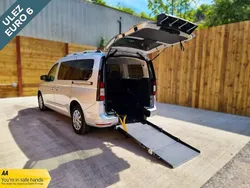 Silver New 2024 Ford Grand Tourneo Connect MPV | £22,901 (Super price)