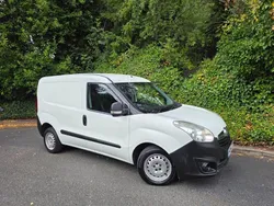White Used 2014 Vauxhall Combo MPV | £2,795 (Fair price)