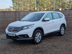 White Used 2014 Honda CR-V SE SUV | £6,600 (Good price)