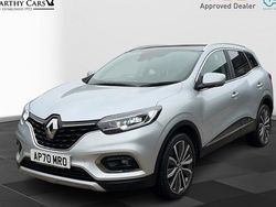 Highland grey Used 2020 Renault Kadjar Version S SUV | £15,995 (A bit pricey)