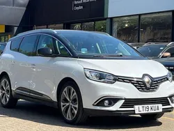 White Used 2018 Renault Grand Scénic IV Signature MPV | £11,463 (Fair price)