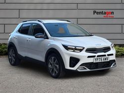Premium paint white pearl New 2025 Kia Stonic GT-Line S SUV | £22,545 (Good price)