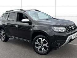 Black Used 2022 Dacia Duster Prestige SUV | £13,338 (Fair price)