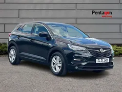 Diamond black Used 2021 Vauxhall Grandland X S SUV | £11,345 (Super price)