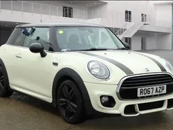 White Used 2017 Mini Cooper Hatch Hatchback | £6,995 (Fair price)