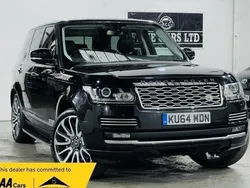 Black Used 2014 Land Rover Range Rover Vogue SE SUV | £14,000 (Fair price)