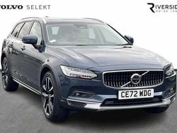 Blue Used 2022 Volvo V90 CC Ultimate Estate | £40,950 (Expensive)