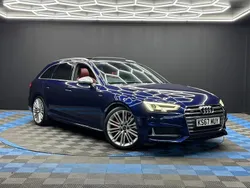 Blue Used 2017 Audi A4 Estate | £18,790 (Fair price)