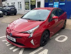 Red Used 2018 Toyota Prius Hatchback | £10,650 (Good price)