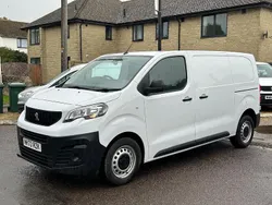 White Used 2023 Peugeot Expert Premium Van | £14,975 (Fair price)