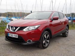 Red Used 2016 Nissan Qashqai N-TEC SUV | £5,495 (Fair price)