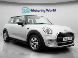 Silver Used 2019 Mini Cooper Classic Hatchback | £12,000 (Good price)