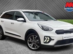 White Used 2022 Kia Niro SUV | £17,599 (Fair price)