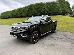Black Used 2020 Nissan Navara Tekna Pickup | £17,995 (Good price)