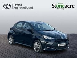 Black Used 2023 Toyota Yaris Hybrid Hatchback | £17,750 (Good price)