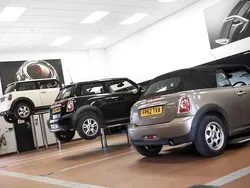 White Used 2015 Mini Cooper S Hatch Hatchback | £13,500 (Fair price)