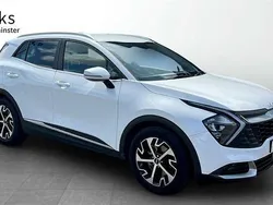 White Used 2022 Kia Sportage 3 SUV | £21,295 (Good price)