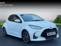 Used 2025 Toyota Yaris Hybrid Design Hatchback | £17,990 (Super price)