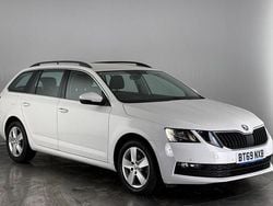 White Used 2019 Skoda Octavia SE Technology Estate | £12,950 (Fair price)