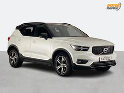 White Used 2020 Volvo XC40 R-Design SUV | £22,795 (Fair price)
