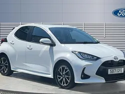 White Used 2022 Toyota Yaris Hybrid Design Hatchback | £15,527 (Good price)