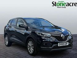 Black Used 2019 Renault Kadjar Play SUV | £10,495 (Fair price)