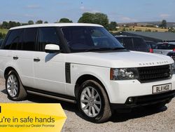 White Used 2011 Land Rover Range Rover Vogue SE SUV | £29,950