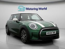 Used 2024 Mini Cooper Exclusive Hatchback | £22,900 (Fair price)