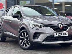 Grey Used 2024 Renault Captur Evolution SUV | £15,495 (Fair price)
