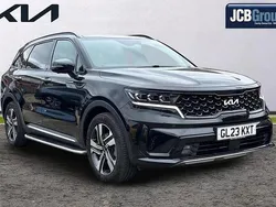 Black Used 2023 Kia Sorento SUV | £36,995 (Fair price)