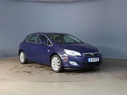 Blue Used 2011 Vauxhall Astra Hatchback | £3,185 (Fair price)